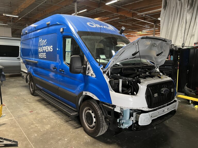 Sprinter Body Damage Repair Shop